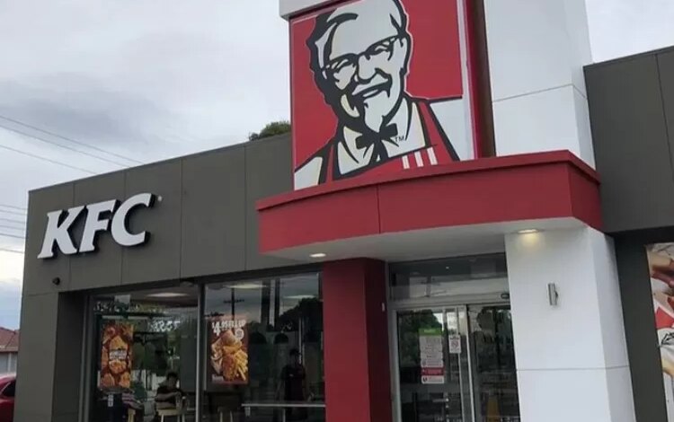 Gelombang Rugi, KFC Tutup 47 Gerai dan PHK Ribuan Karyawan di Indonesia