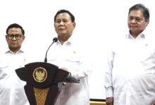 Prabowo Naikkan UMP 6,5%, Begini Rincian Kenaikannya di Jakarta, Jabar, Jateng Prabowo Naikkan UMP 6,5%, Begini Rincian Kenaikannya di Jakarta, Jabar, Jateng